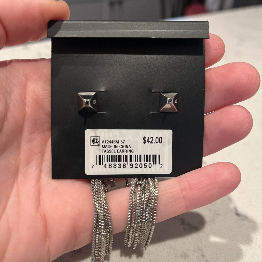 NWT Vince Camuto *Silver Tassel* Dangle Earrings | Silver-Tone | Chic & Delicate - Picture 7 of 10